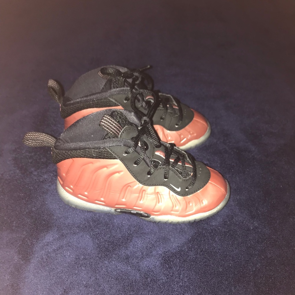 Kids Nike foamposite girls size 8c